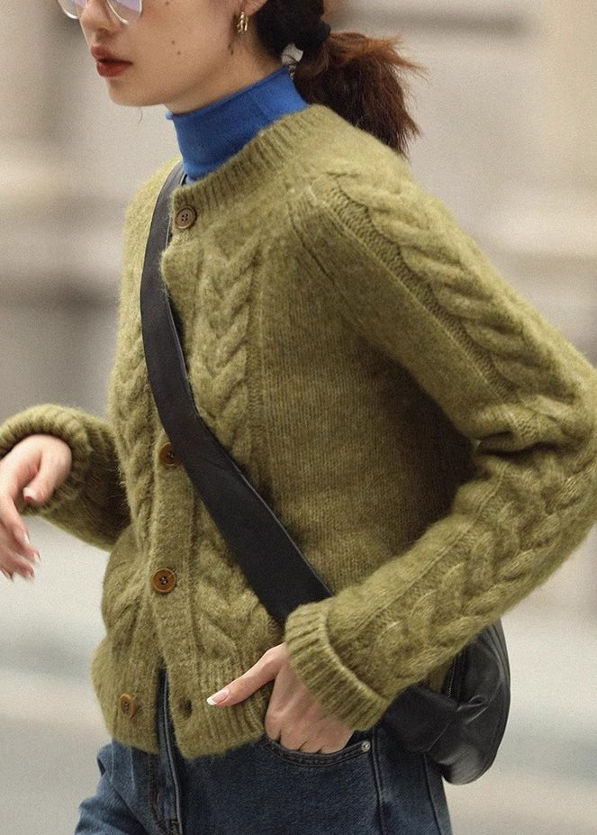 Elegantly Styled Sweater for Everyday Wear