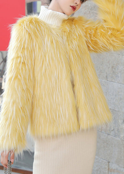Gracefully Styled Coat for Any Occasion