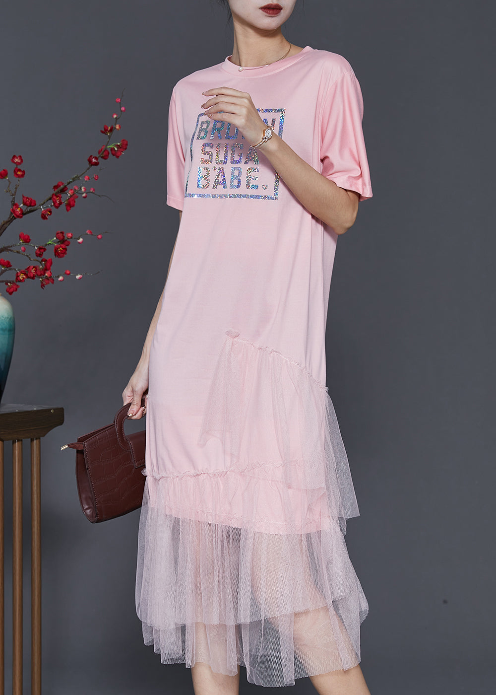 Well Tailored Dress with a Graceful Silhouette