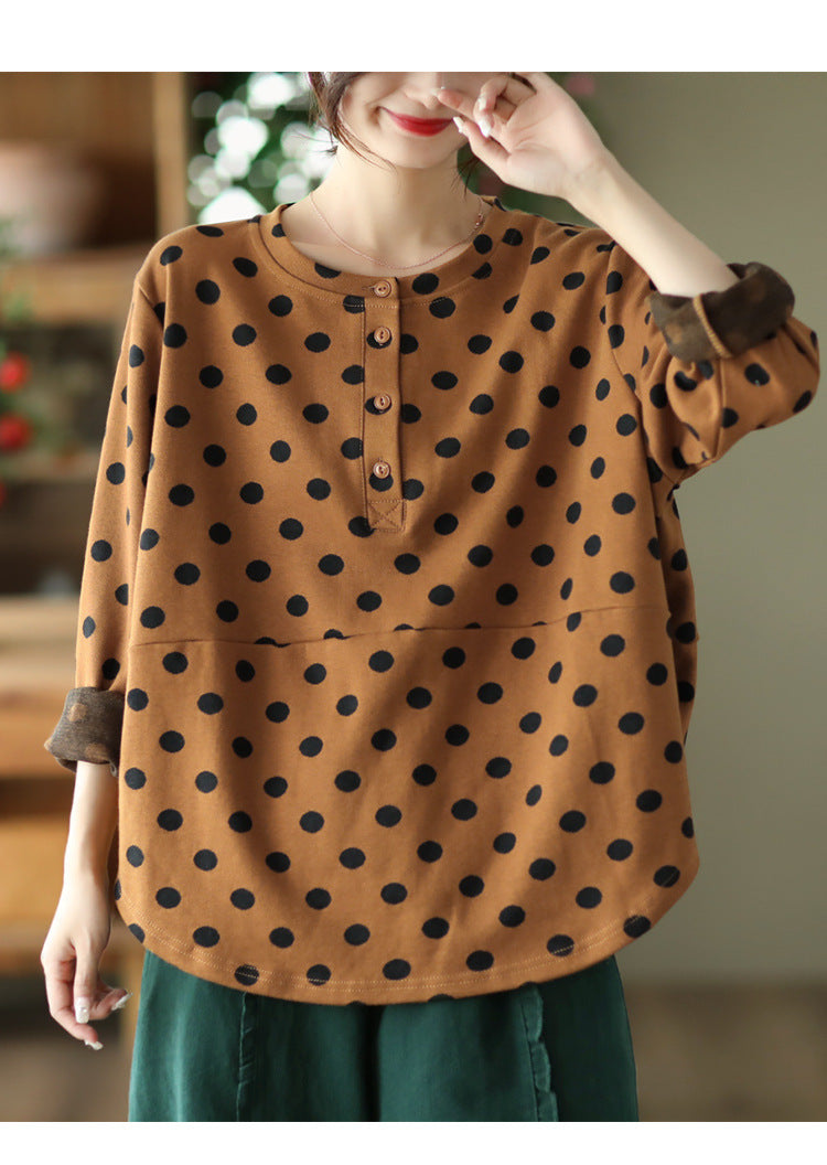 Sophisticated T-Shirt with a Clean Classic Look