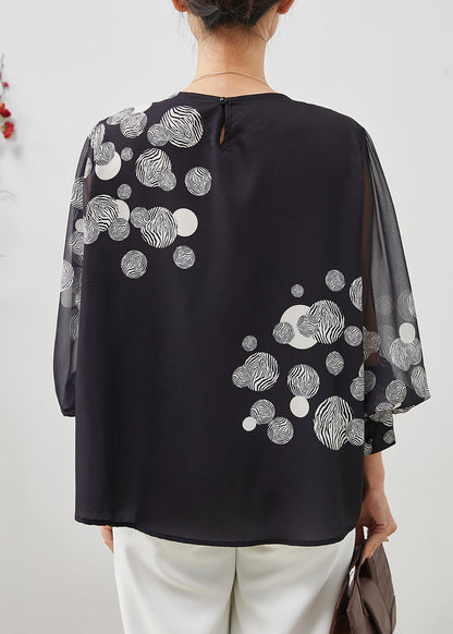 Classic Vintage Top with a Flattering Fit