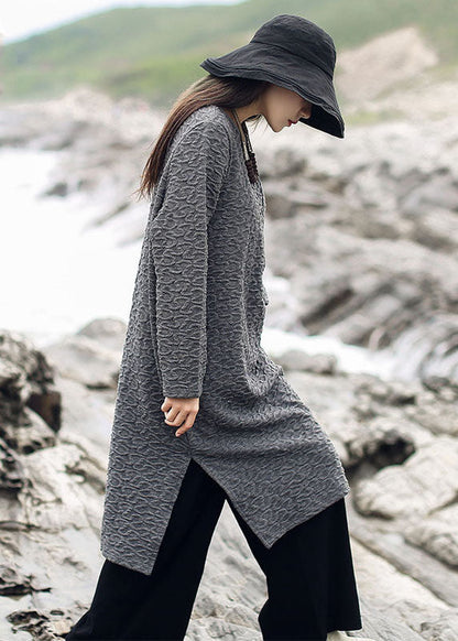 Well Tailored Sweater with a Graceful Silhouette