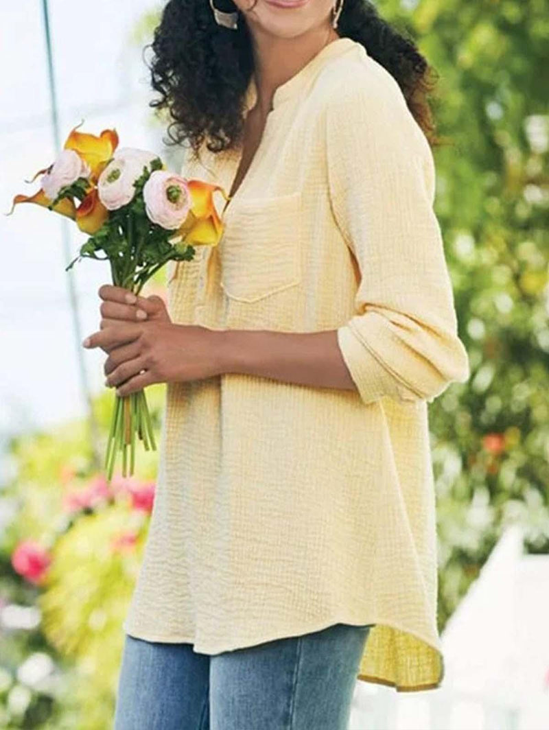 Classic Vintage Blouse with a Flattering Fit