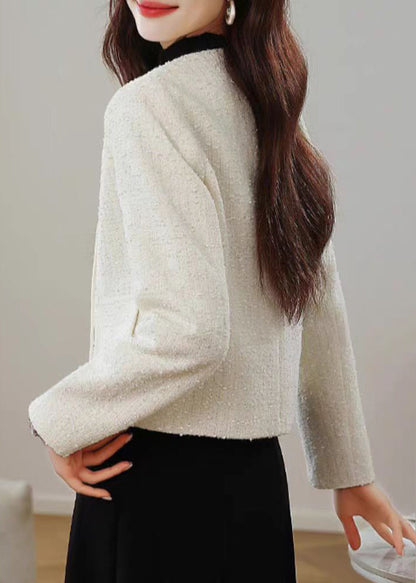 Beautifully Finished Coat in a Timeless Design
