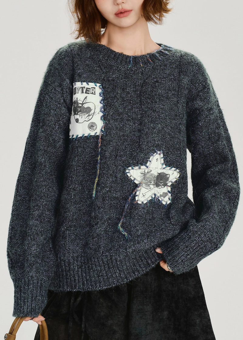 Well Tailored Sweater with a Graceful Silhouette