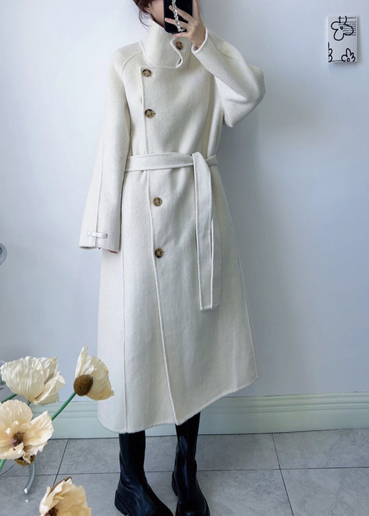 Sophisticated Coat with a Clean Classic Look