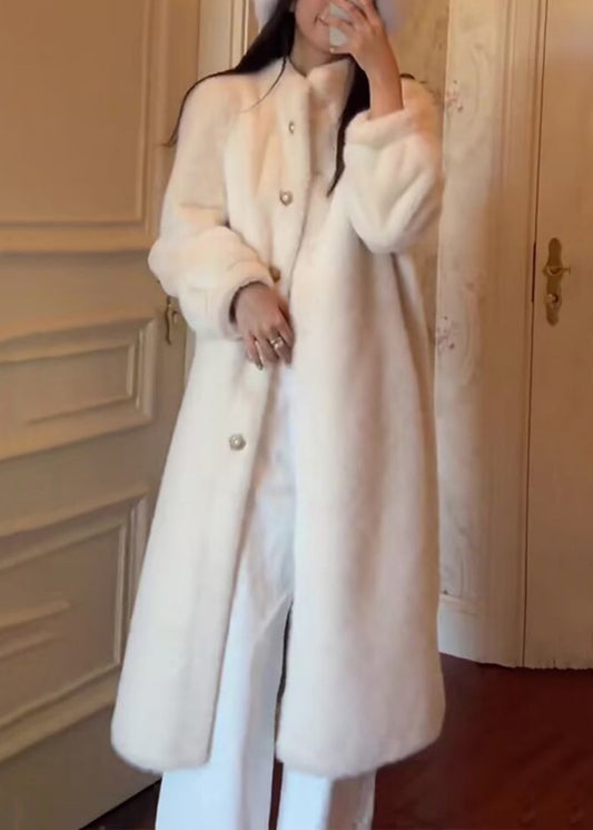 Classic Vintage Coat with a Flattering Fit