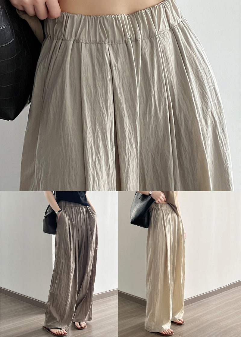 Well Tailored Pants with a Graceful Silhouette