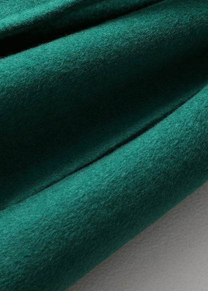 Beautifully Finished Coat in a Timeless Design