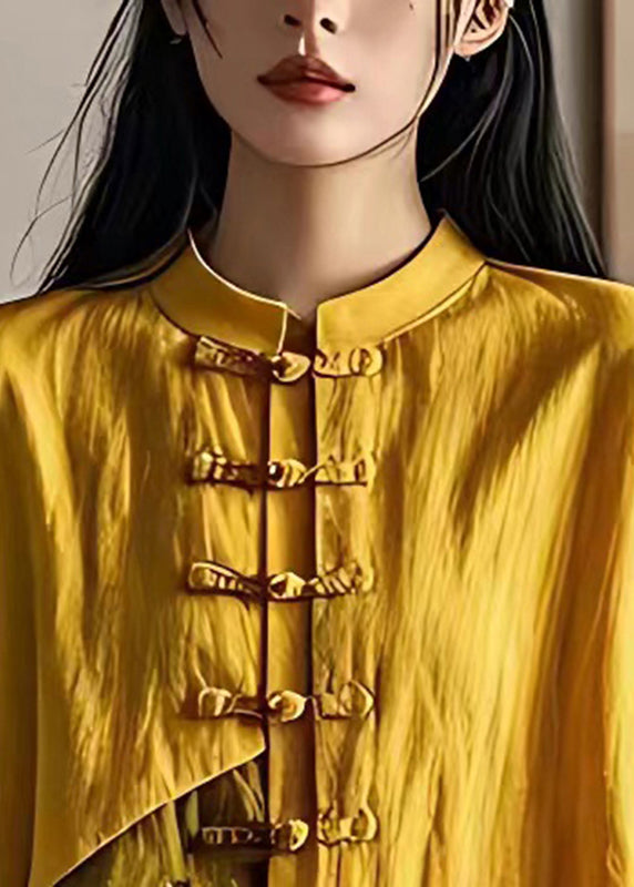Sophisticated Top with a Clean Classic Look