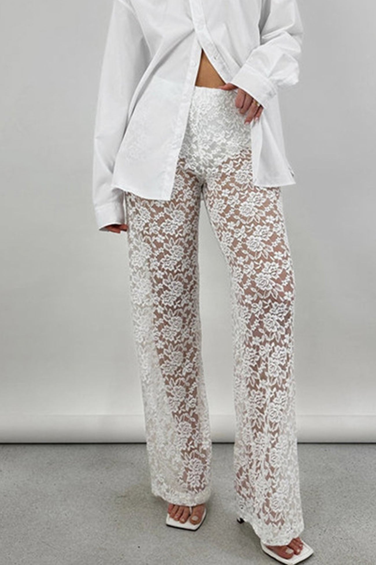 Well Tailored Pants with a Graceful Silhouette