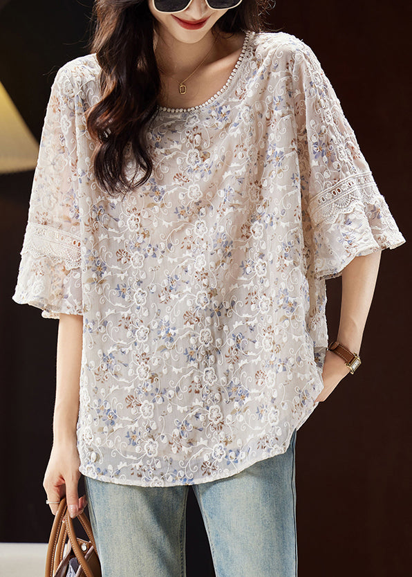 Classic Vintage Shirt with a Flattering Fit