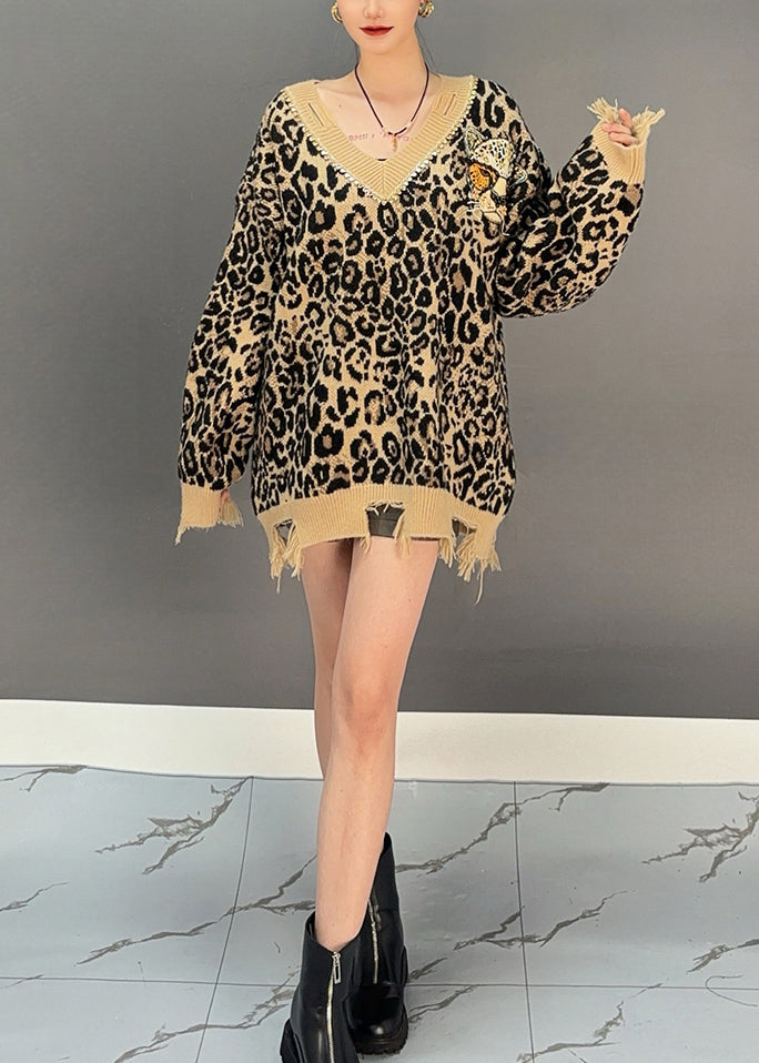 Beautifully Finished Sweater in a Timeless Design