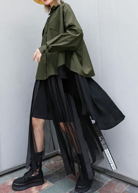 Classic Vintage Blouse with a Flattering Fit