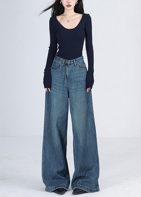 Sophisticated Pants with a Clean Classic Look