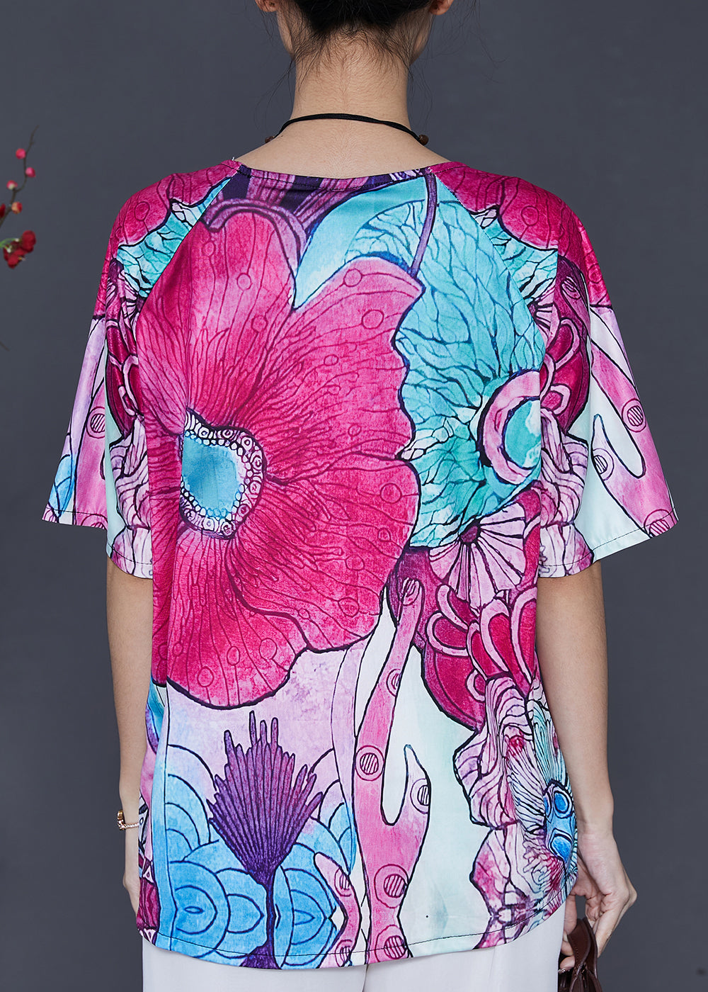 Elegantly Styled Blouse for Everyday Wear