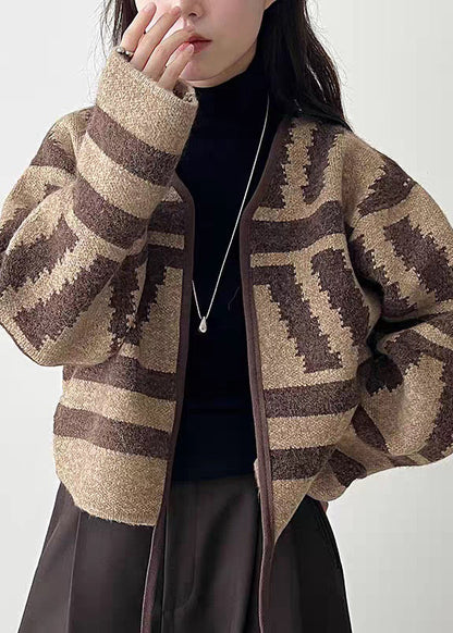 Elegantly Styled Cardigan for Everyday Wear