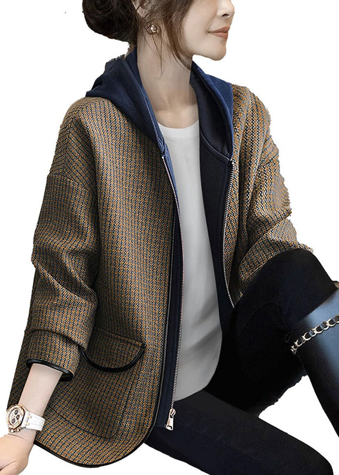Gracefully Styled Coat for Any Occasion