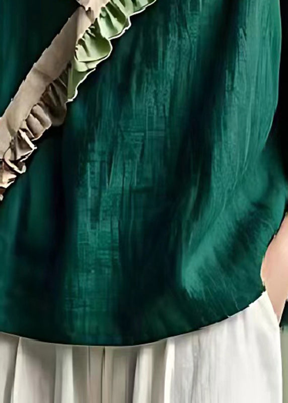 Well Tailored Top with a Graceful Silhouette