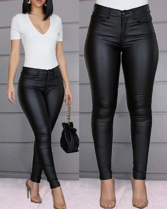 Effortlessly Elegant Trousers with a Timeless Design
