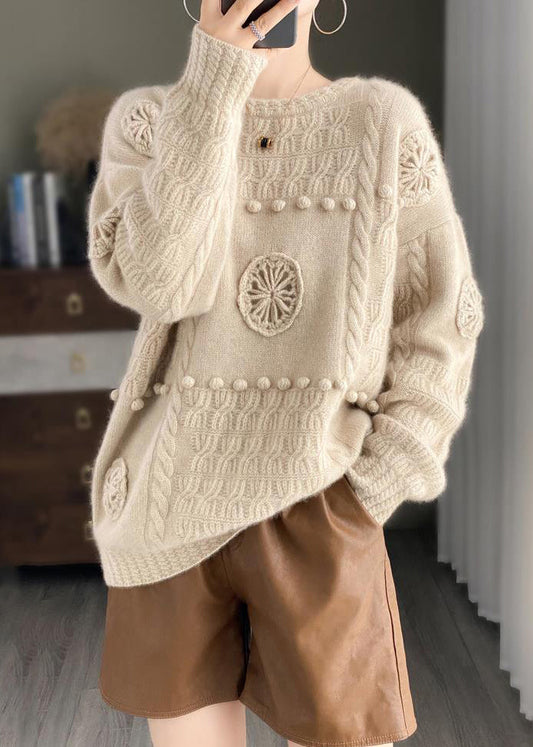Classic Vintage Sweater with a Flattering Fit