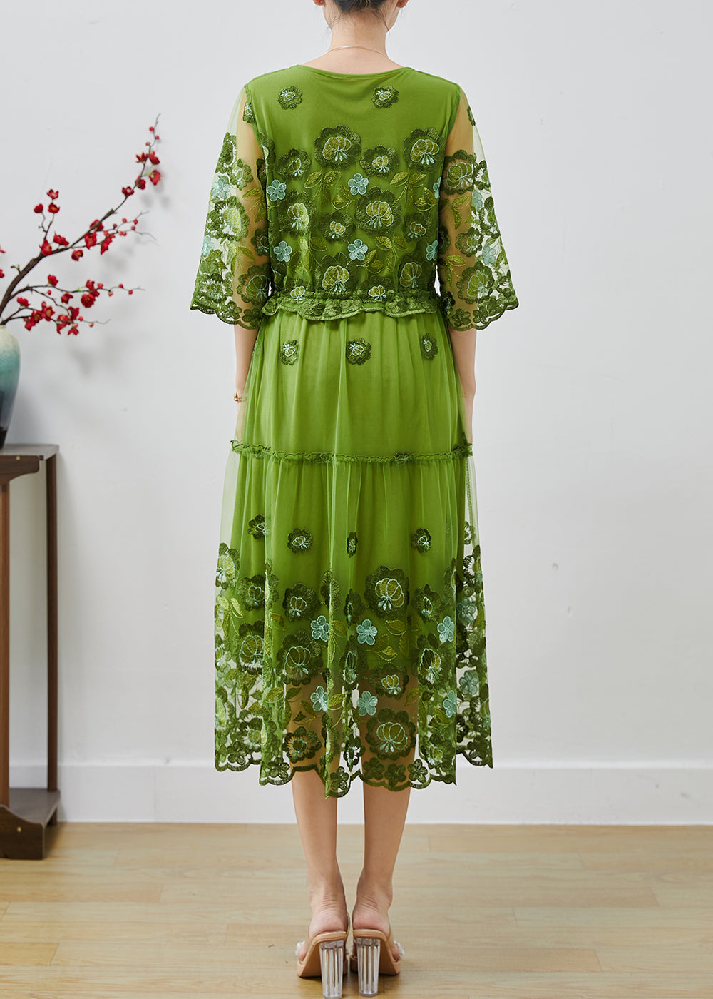 Classic Vintage Dress with a Flattering Fit