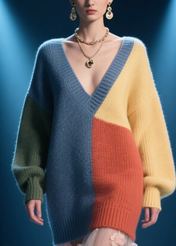 Classic Vintage Sweater with a Flattering Fit
