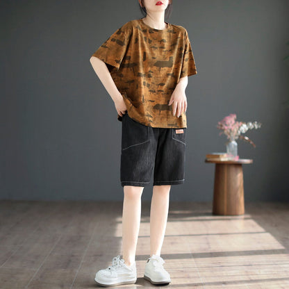 Classic Vintage T-Shirt with a Flattering Fit
