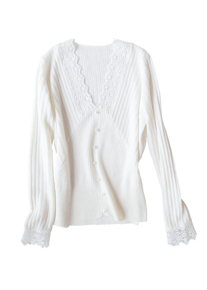 Classic Vintage Top with a Flattering Fit