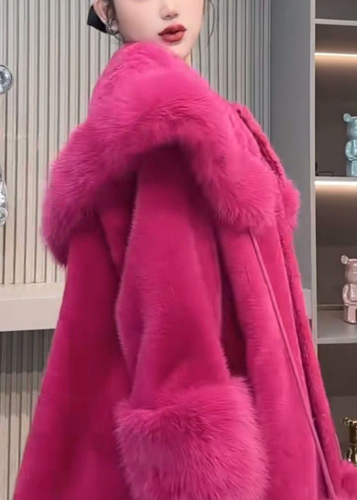 Sophisticated Coat with a Clean Classic Look