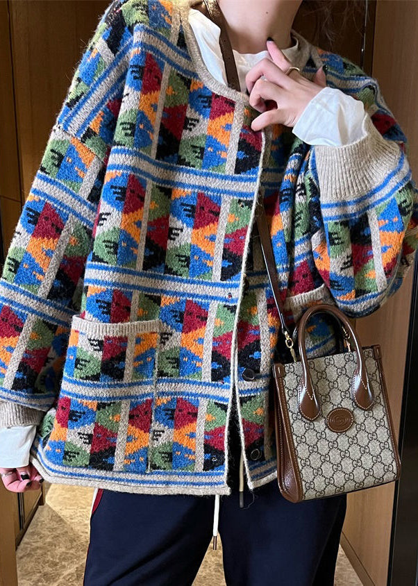 Beautifully Finished Coat in a Timeless Design