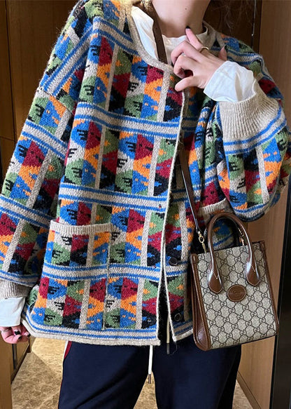 Beautifully Finished Coat in a Timeless Design