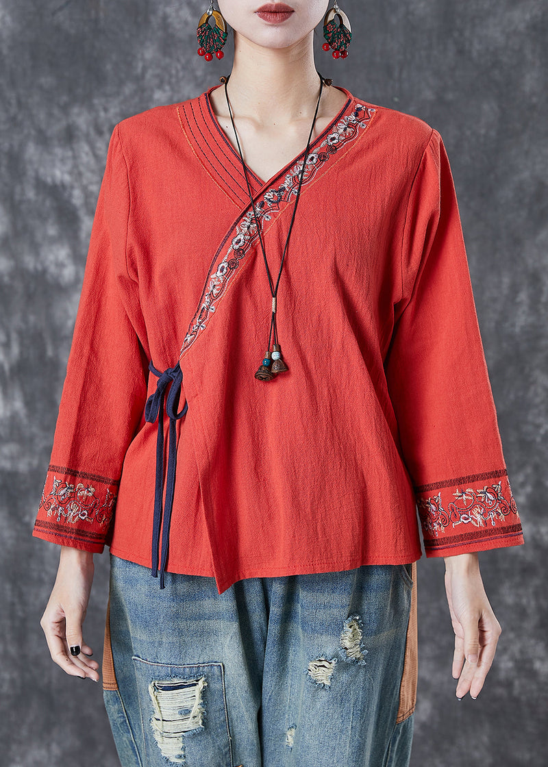 Beautifully Finished Blouse in a Timeless Design