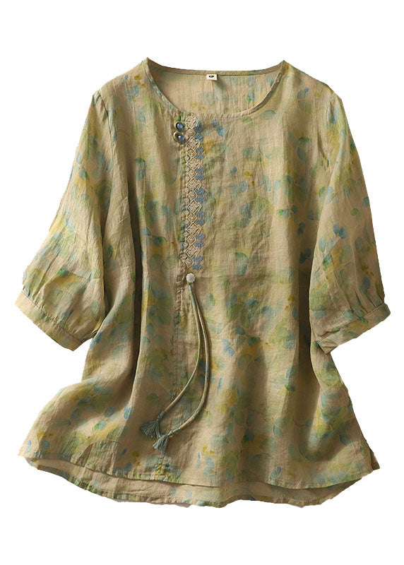Polished Top with an Effortless Classic Look