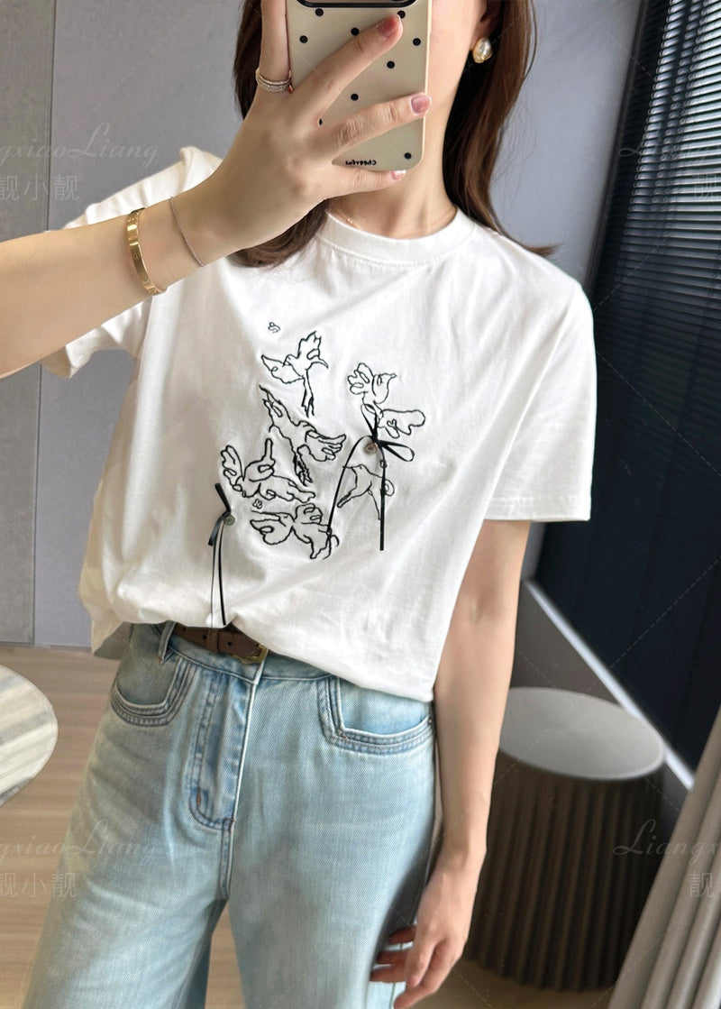 Classic Vintage & Enduringly Stylish Top
