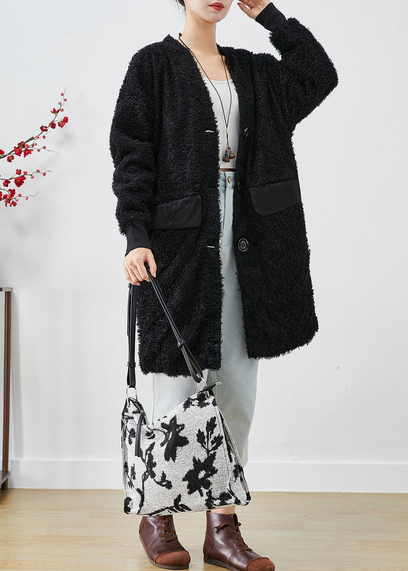 Gracefully Styled Coat for Any Occasion