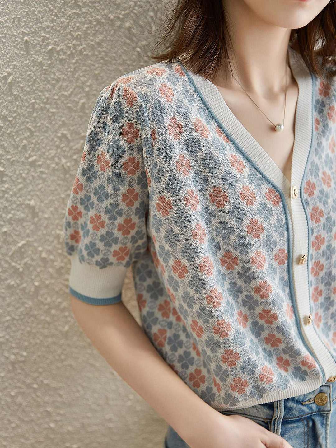 Classic Vintage Cardigan with a Flattering Fit