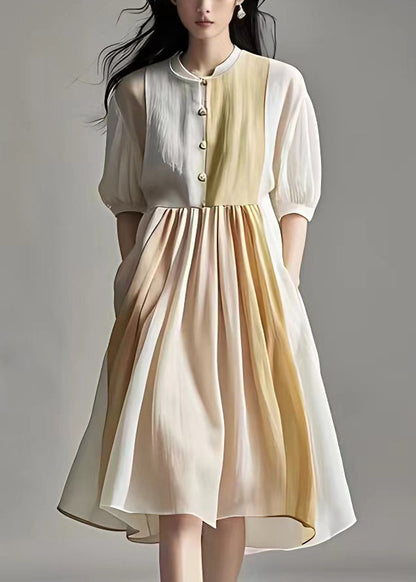Well Tailored Dress with a Graceful Silhouette