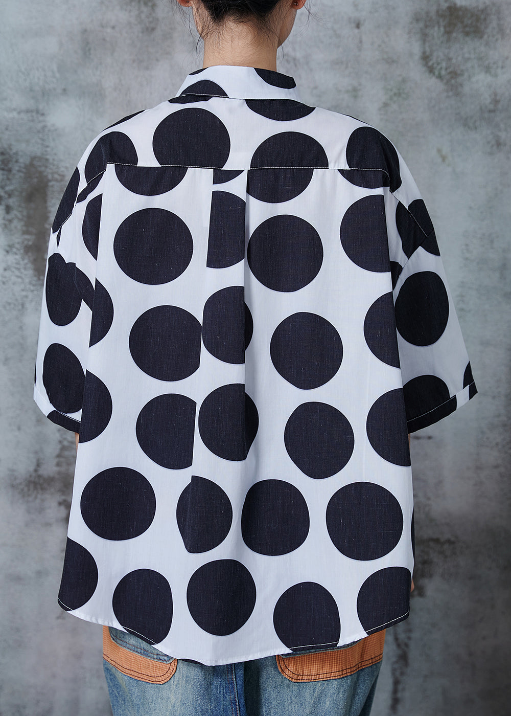 Classic Vintage Blouse with a Flattering Fit