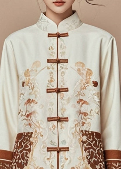 Classic Vintage & Enduringly Stylish Coat