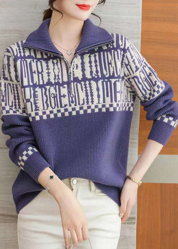 Classic Vintage Sweater with a Flattering Fit