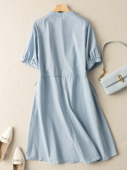 Beautifully Finished Dress in a Timeless Design