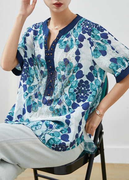 Beautifully Crafted Blouse in a Classic Style
