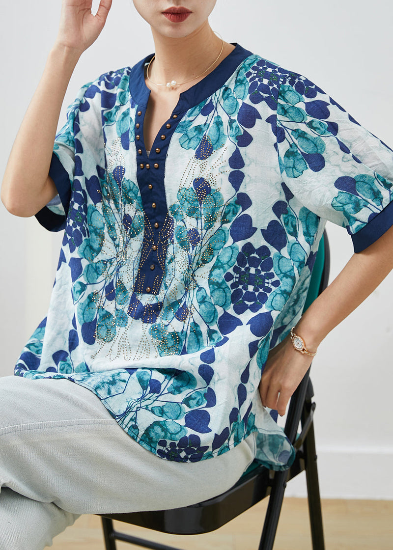 Beautifully Crafted Blouse in a Classic Style