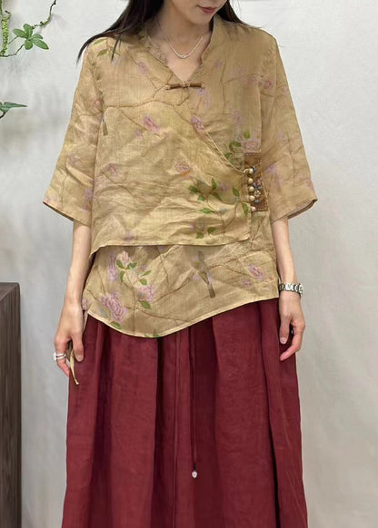 Classic Vintage Shirt with a Flattering Fit