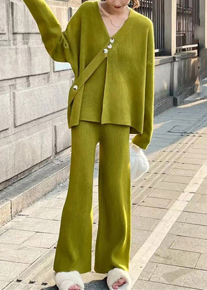 Vintage Inspired Pants with a Contemporary Edge
