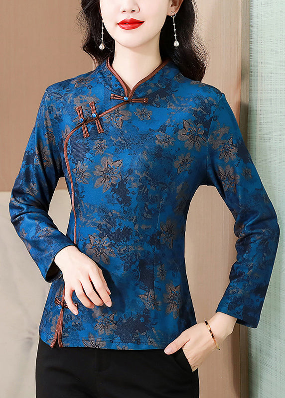A Vintage Style Shirt with Delicate Timeless Details
