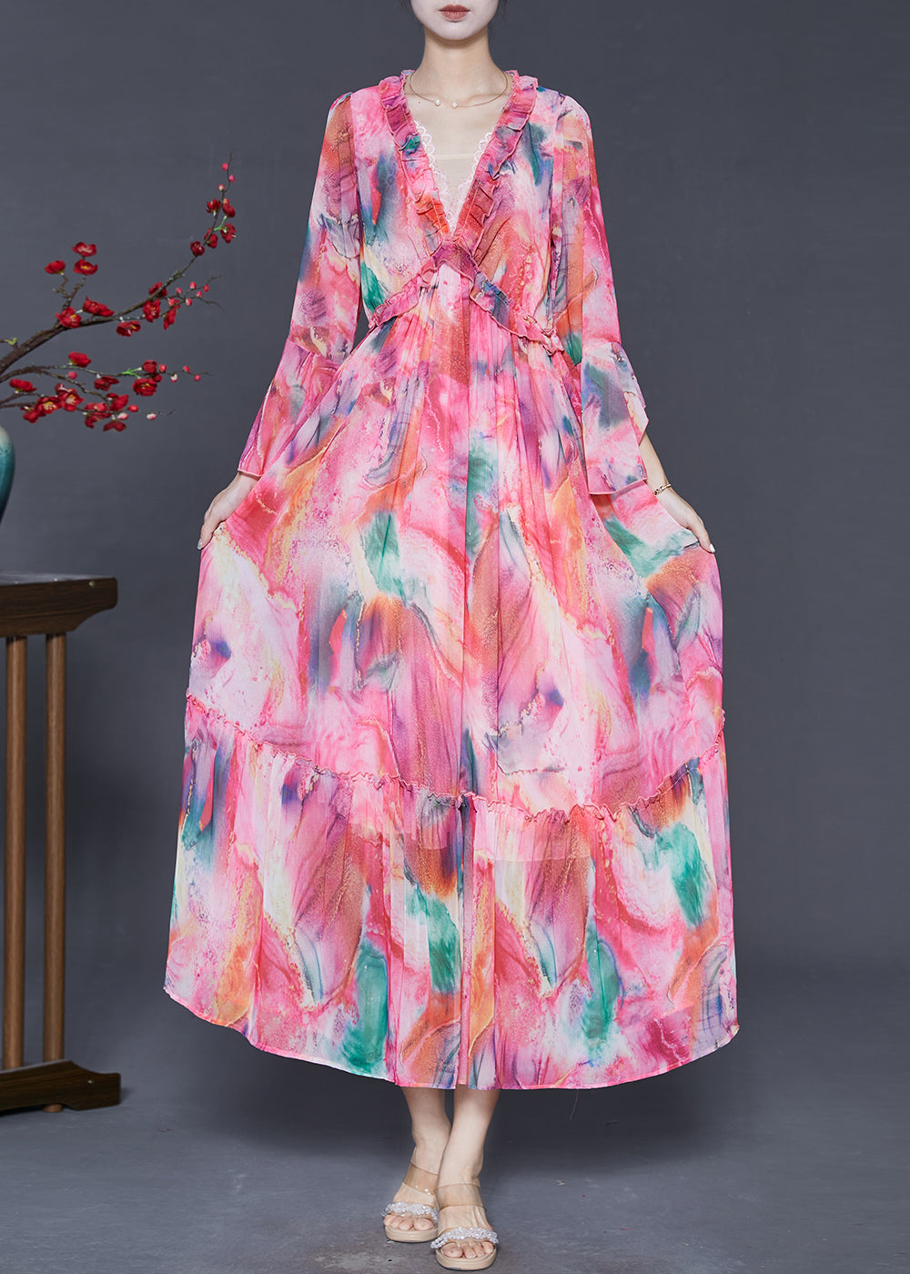 Classic Vintage Dress with a Flattering Fit