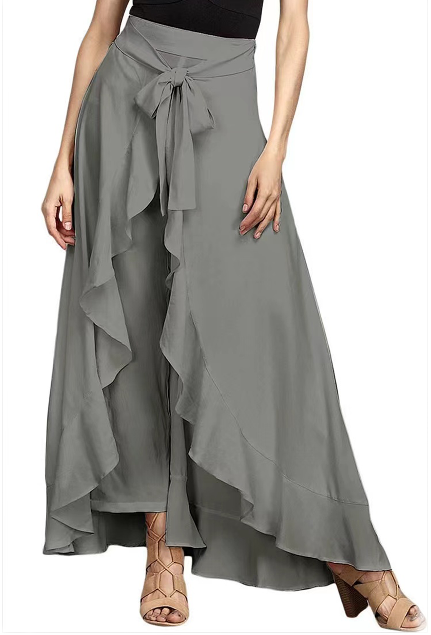 Effortlessly Elegant Garment with a Timeless Design