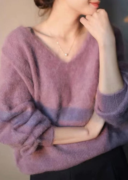 Well Tailored Sweater with a Graceful Silhouette